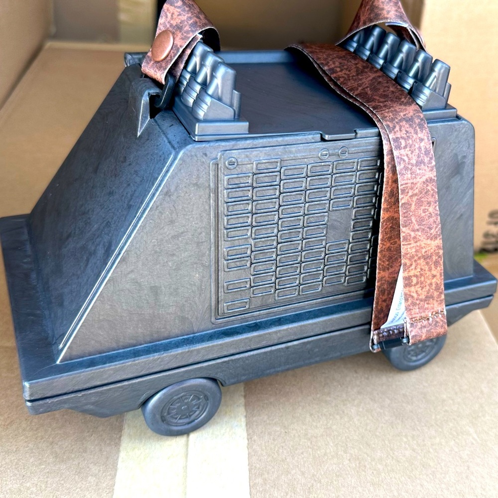Disney Parks Star Wars “Jawa Sandcrawler” Disney Popcorn Bucket NEW